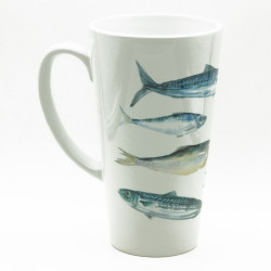 Керамическая чашка с рыбкой