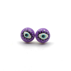 Stud earrings with an eye...